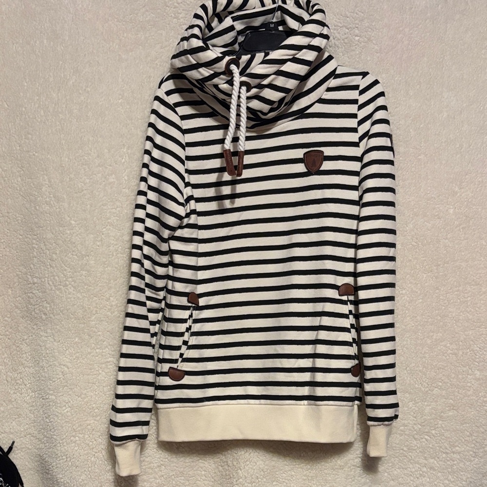 Wanakome Black and White Striped Hoodie